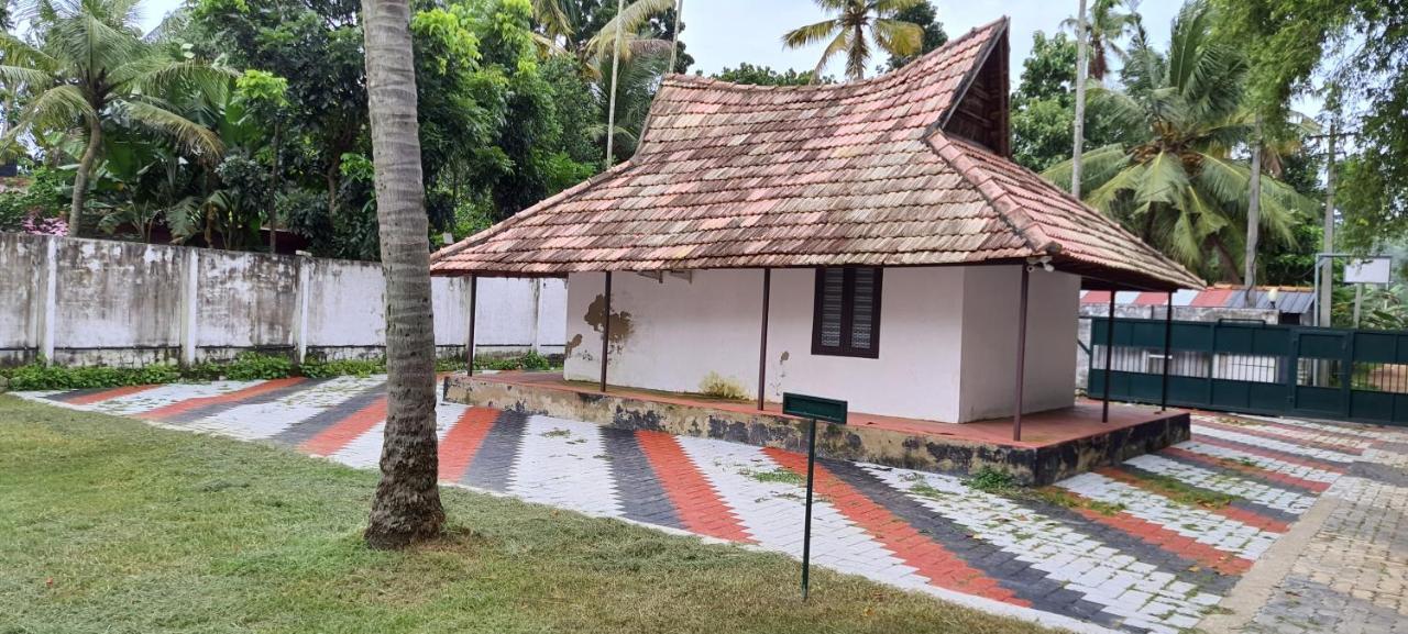 Ripples Service Villas Kollam Exterior foto