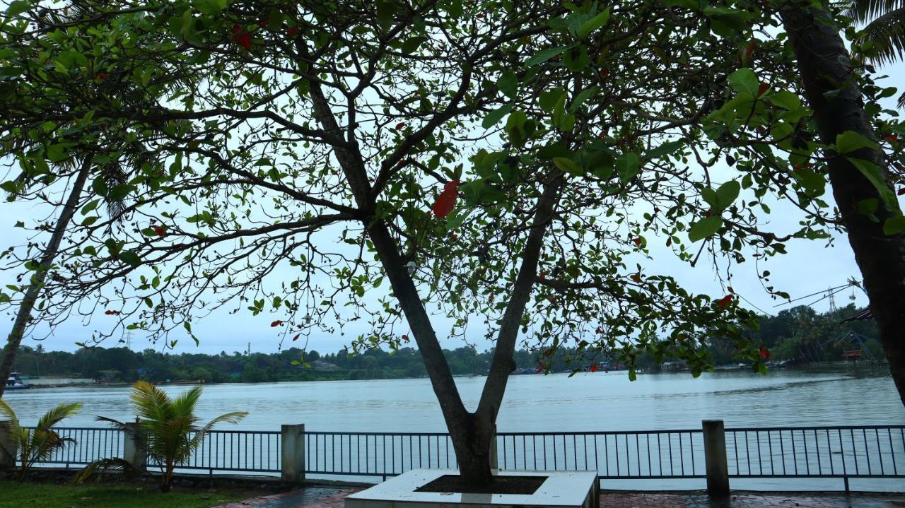 Ripples Service Villas Kollam Exterior foto