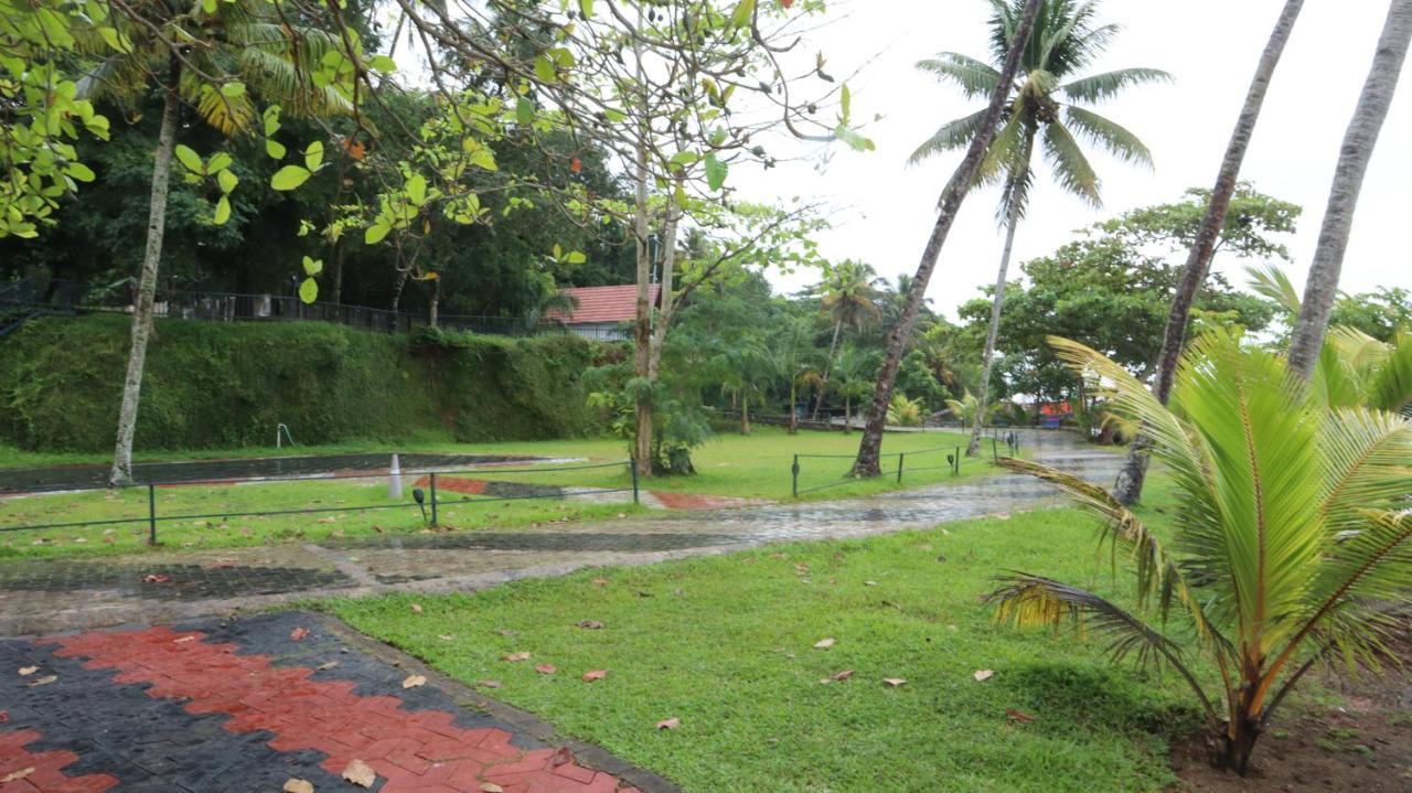 Ripples Service Villas Kollam Exterior foto