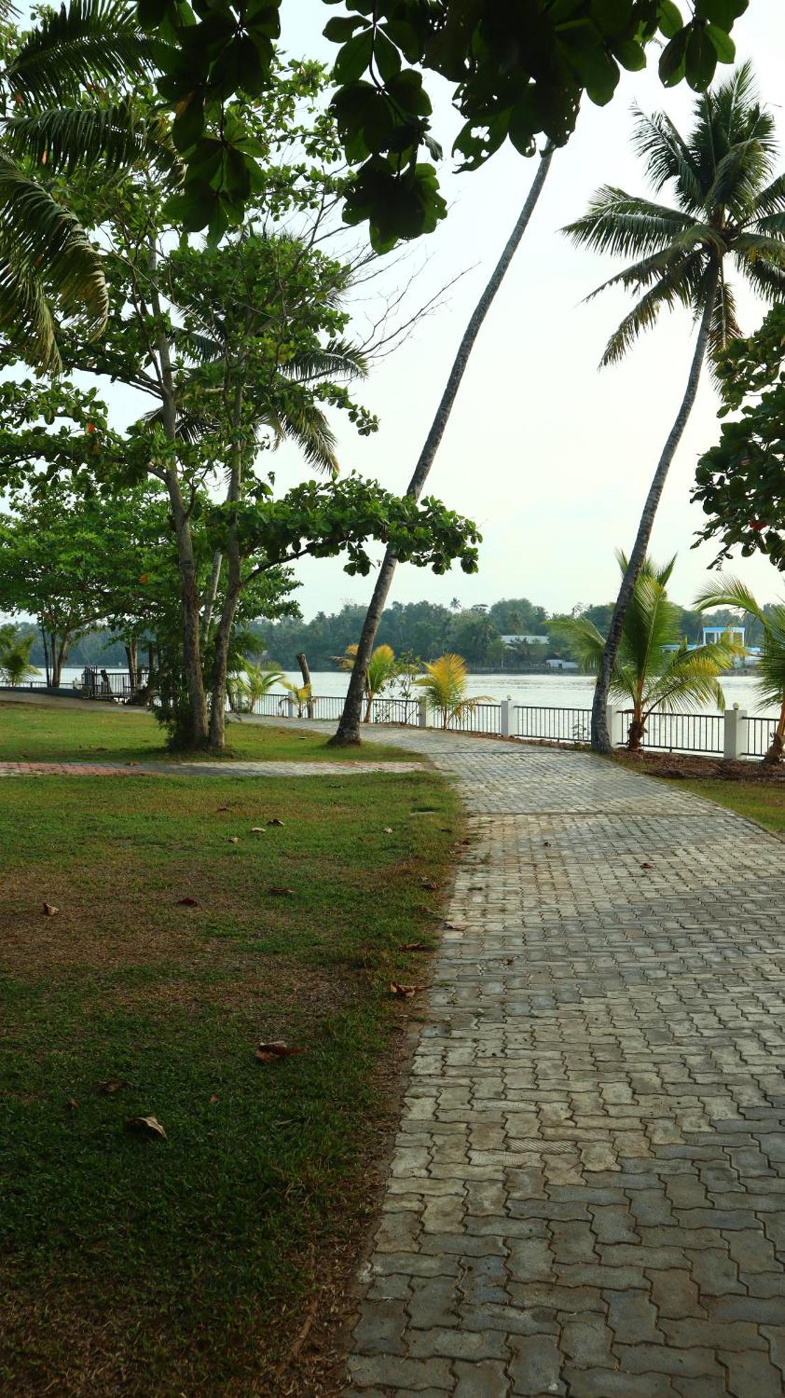 Ripples Service Villas Kollam Exterior foto